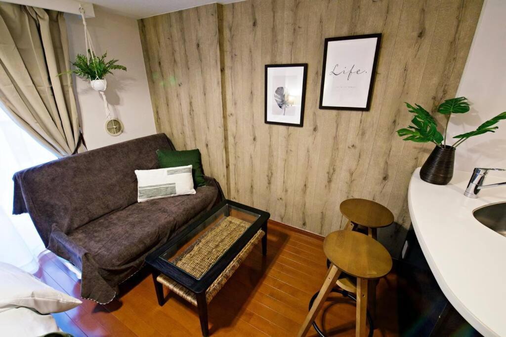 Apartment ガイア歌舞伎町壱番館 403